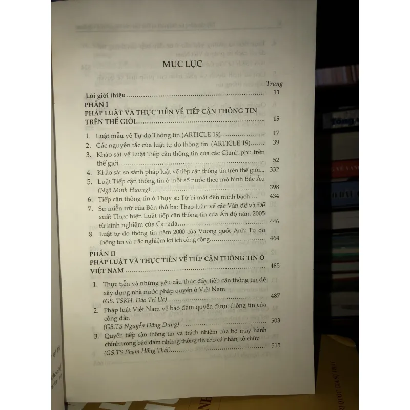Tiếp cận thông tin: Pháp luật và thực tiễn trên thế giới và ở Việt Nam 755938