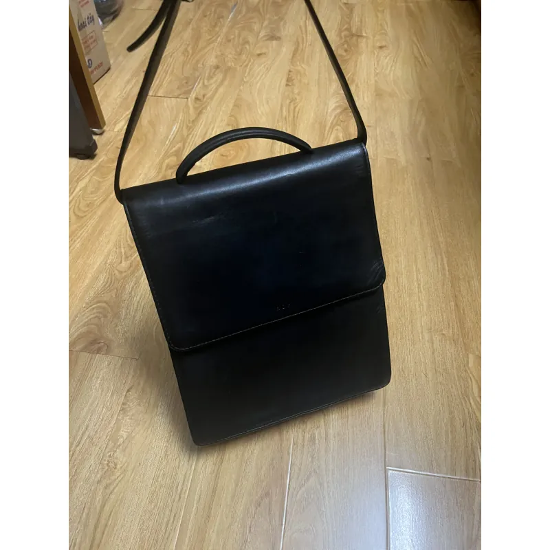 Túi nam phom hộp 22x26x7 da thật 2hand 996735