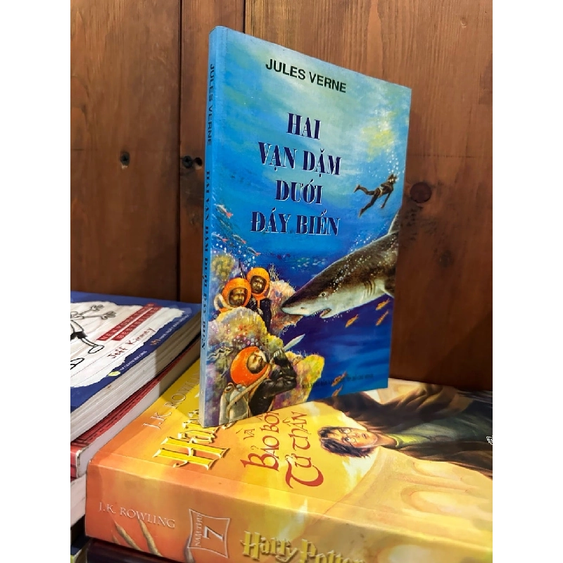 Hai vạn dặm dưới đáy biển - Jules Verne 360454
