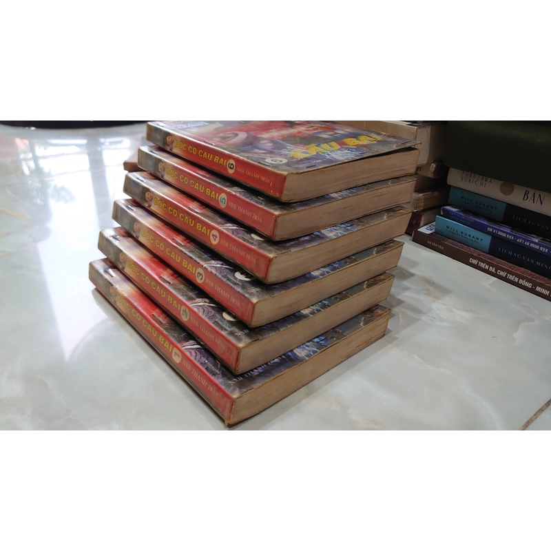 ĐỘC CÔ CẦU BẠI: Giang Hồ Nghĩa Hiệp (Bộ 6 tập)
- Cổ Long 222767