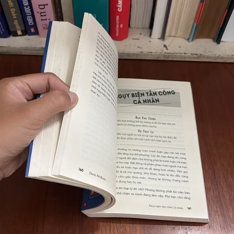 II Sách Kỹ Năng: Bạn Không Thông Minh Lắm Đâu - DAVID MCRANEY - 2017 638768