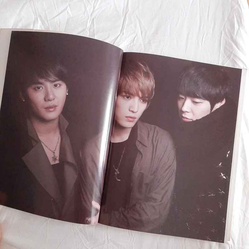 Photobook JYJ - Music Essay 332304