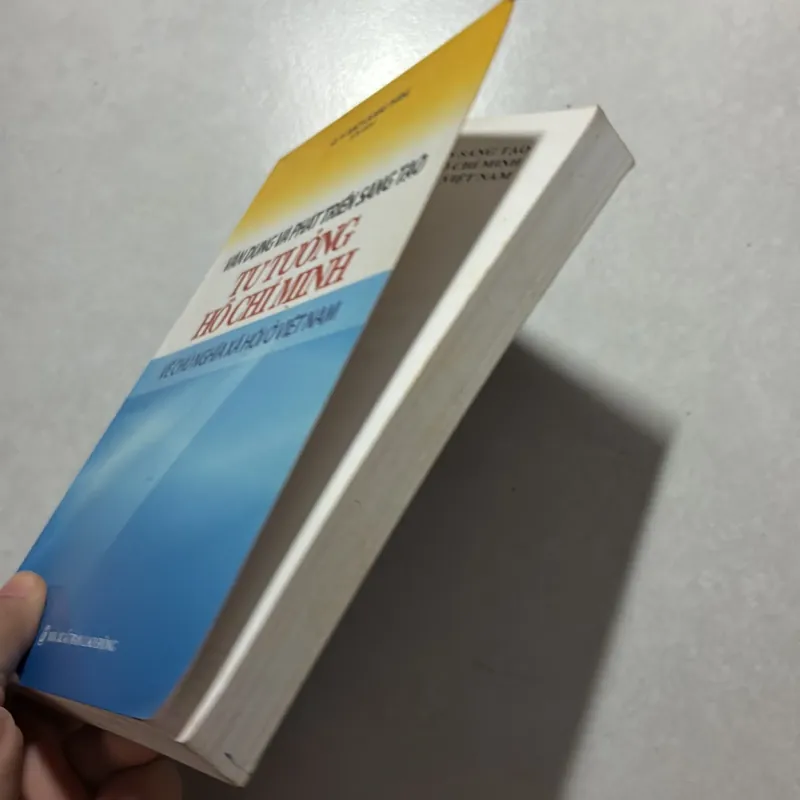 Vận dụng và phát triển sáng tạo tư tưởng Hồ Chí Minh 746520