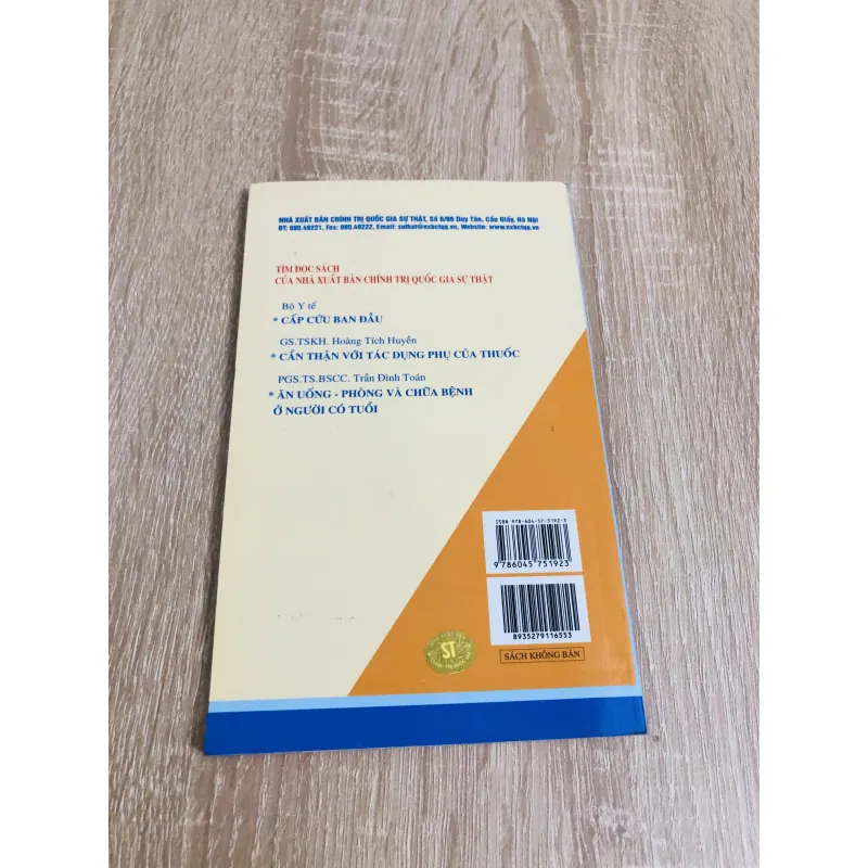 BỆNH BƯỚU CỔ 1004714