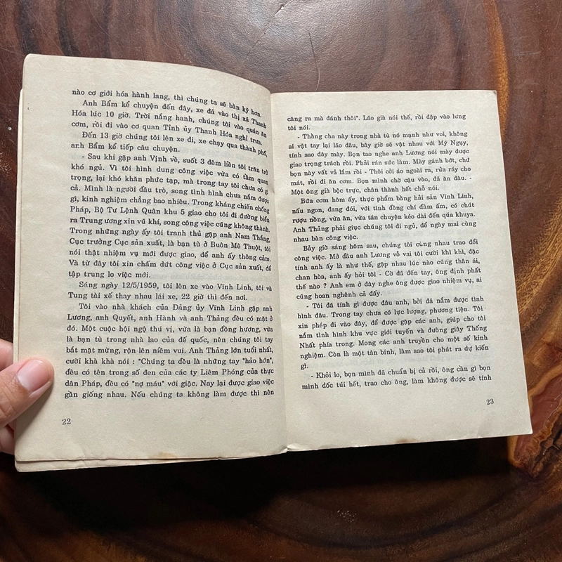 II Tựa sách: Cuộc Hành Trình Năm Ngàn Ngày Đêm (Đường Hồ Chí Minh) - Trường Sơn - 1992 446063