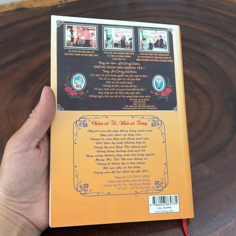 II Linh Miếu Bà Thuyền Và 500 Bộ Đèn Dầu Cổ Của Lê Công Anh Đức - 2020 995346