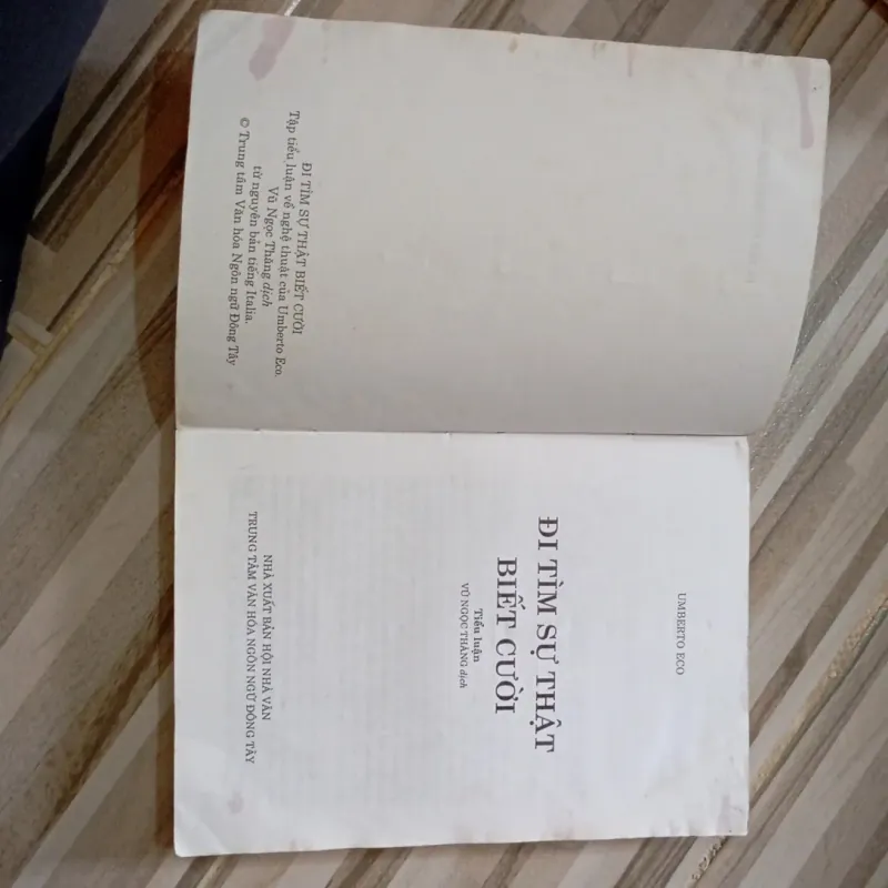 Đi tìm sự thật biết cười 971253