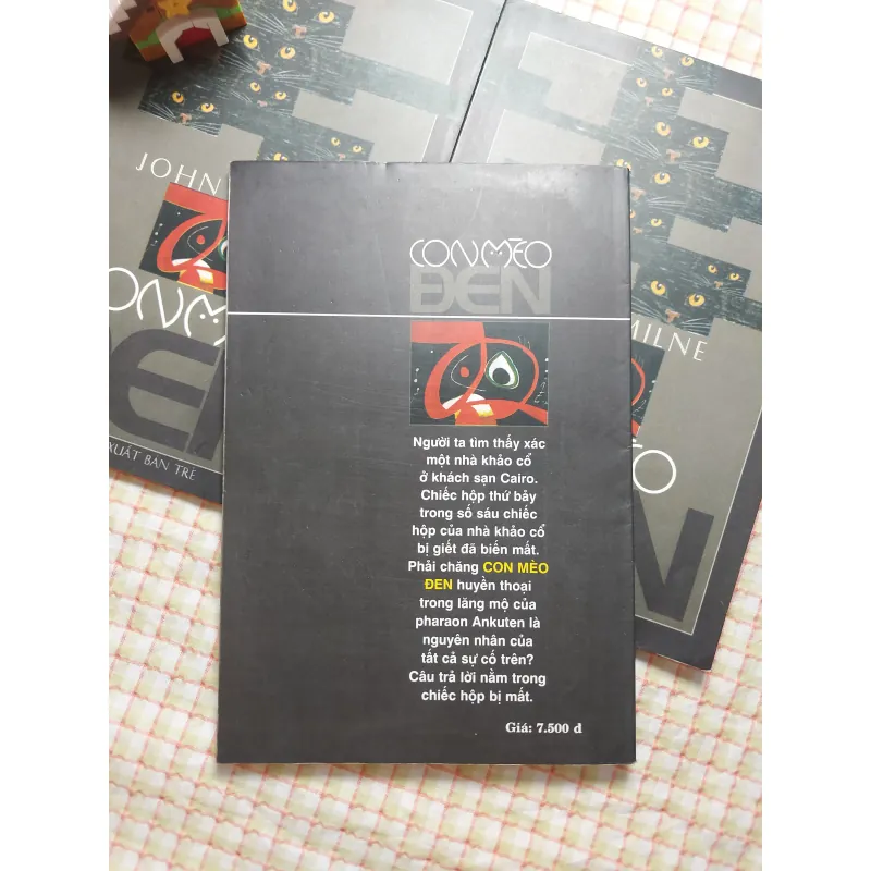 CON MÈO ĐEN - JOHN MILNE 764177