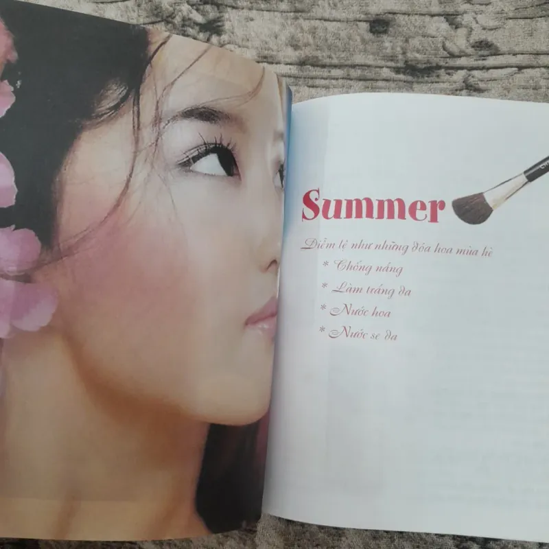 LÀM ĐẸP 365 NGÀY TRỌN NĂM. Tg. Hứa Nguyện. Dg. Ng. T. Thu Hằng... 783651