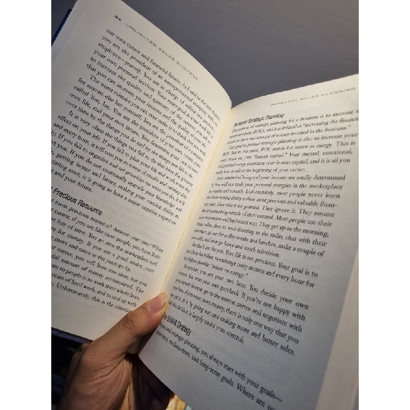 UNLIMITED SALES SUCCESS : 12 Simple Steps For Selling More Than You Ever Thought Possible - Brian Tracy and Michael Tracy 186125