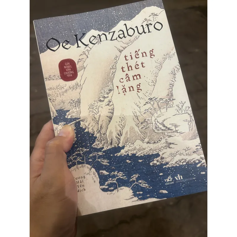 Tiếng thét câm lặng - Oe Kenzaburo (như mới) 930852