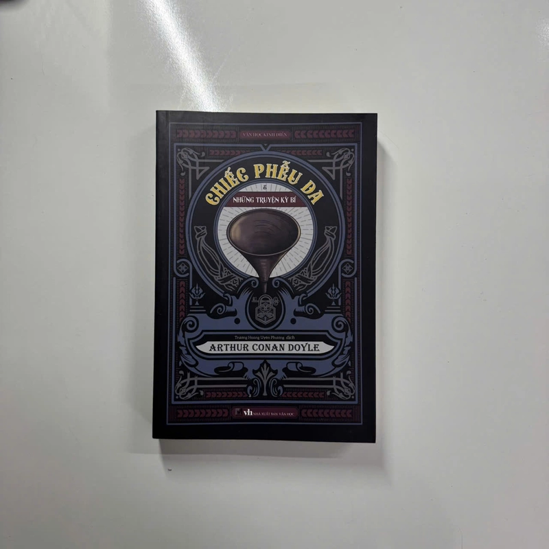 Chiếc phễu da - Sir Arthur Conan Doyle 447250