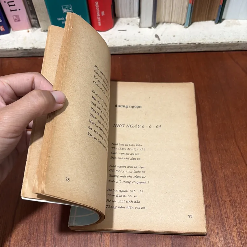 II Truyện Ký: Đối Mặt (Trọn Bộ 3 Quyển) - Nhiều Tác Giả - 1991, 1993, 1995 763200