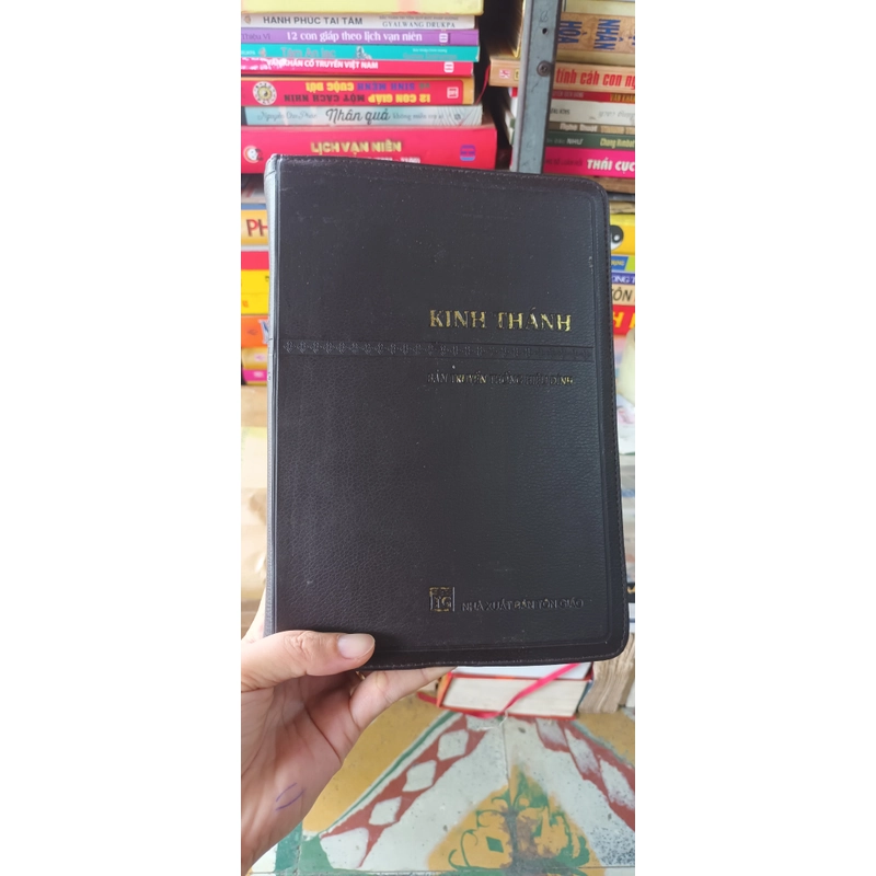 Kinh Thánh Tân Ước Và Cựu Ước 478837