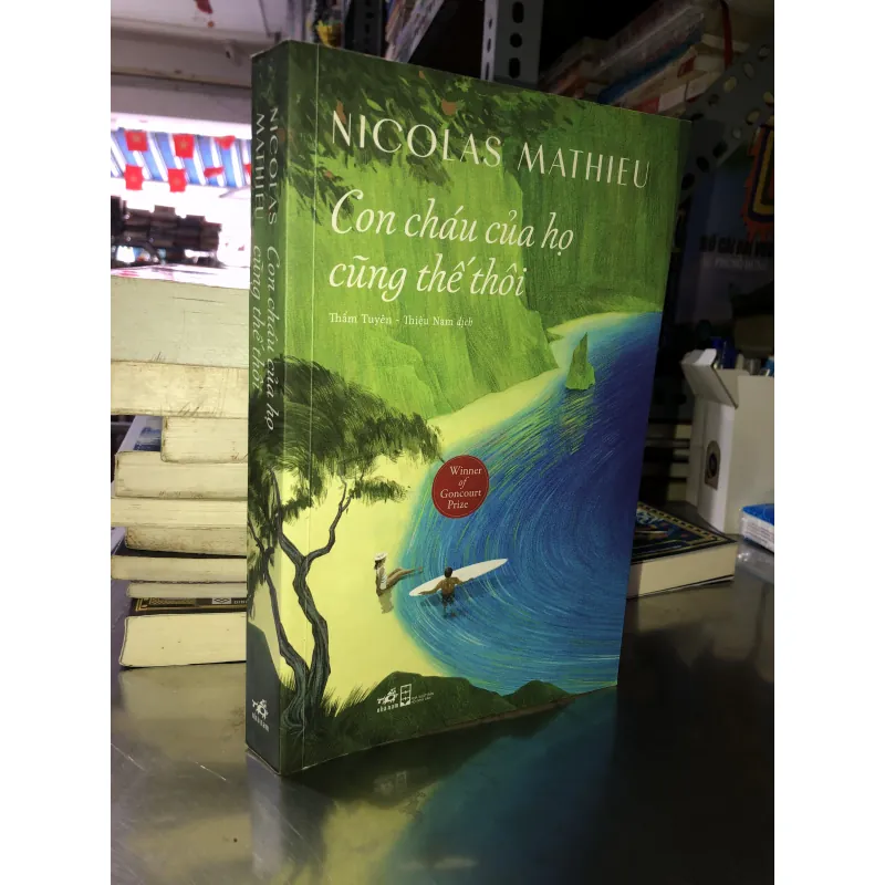 Con cháu của họ cũng thế thôi - Nicolas Mathieu 1020912