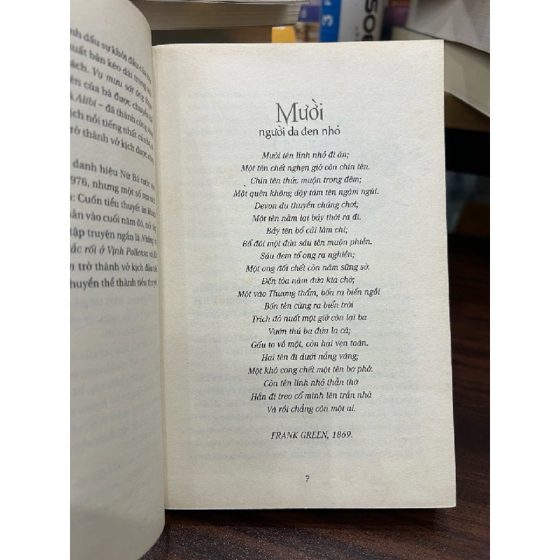 Mười người đã đen nhỏ -Việt Hà dịch 797210