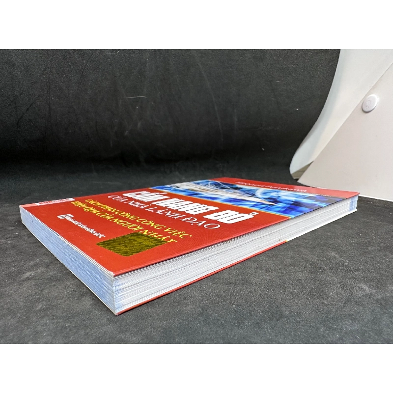 Cẩm nang đỏ của nhà lãnh đạo - Cách phân công công việc hiệu quả của người Nhật, 2018, mới 80% (ố nhẹ) SBM1101 913174