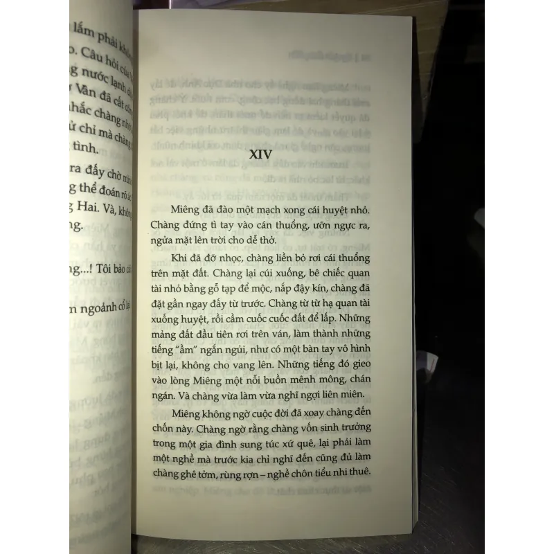 Đồng tiền hai mặt - Nguyễn Khắc Mẫn 779015