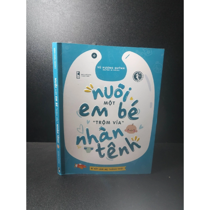 Nuôi một em bé "Trộm vía" nhàn tênh 2020 - Quỳnh In Seoul new 90% HCM2207 911817