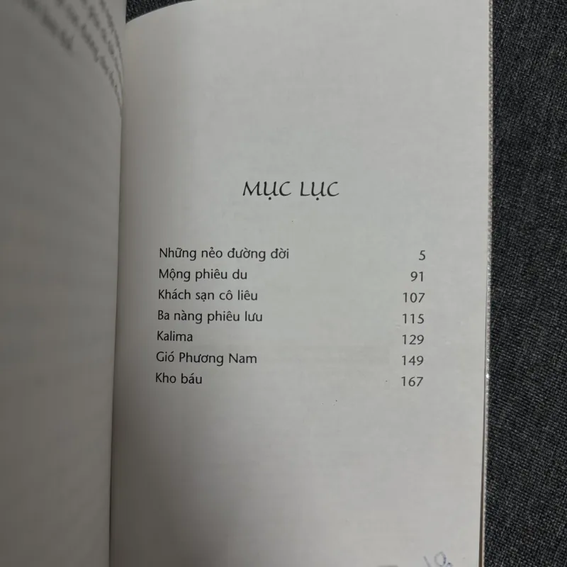 Những nẻo đường đời và những bản tình ca khác - Le Clezio 876193