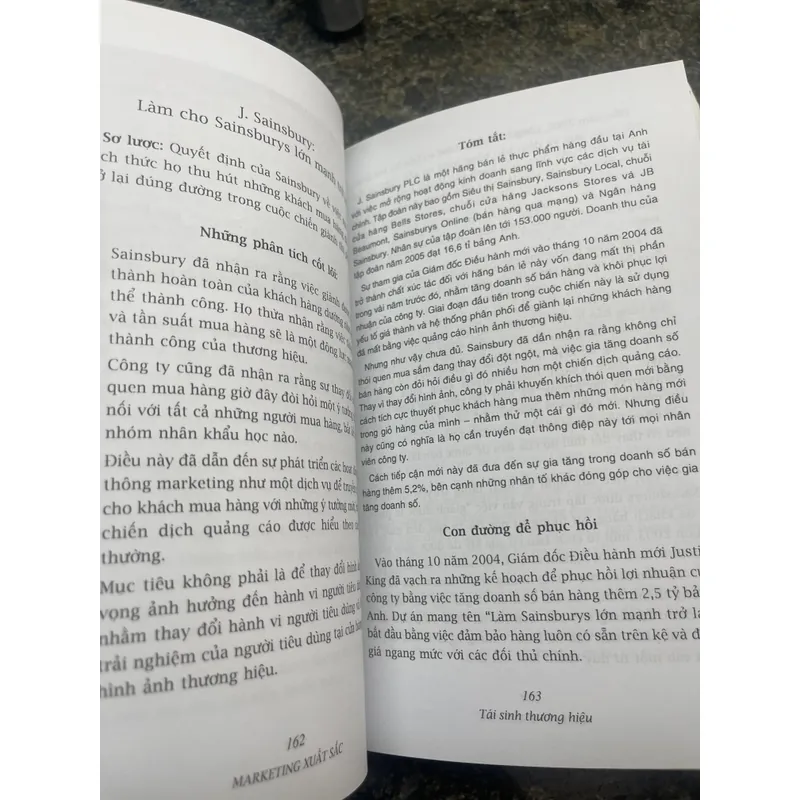 Marketing xuất sắc Hugh Burkitt John Zealley 713237