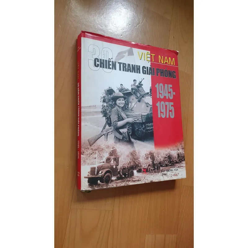 30 CHIẾN THẮNG Giải PHÓNG 1945 - 1975 780110