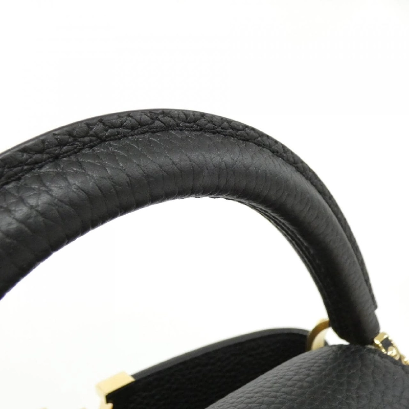 Túi Louis Vuitton Epi Capucines BB M12345 615645