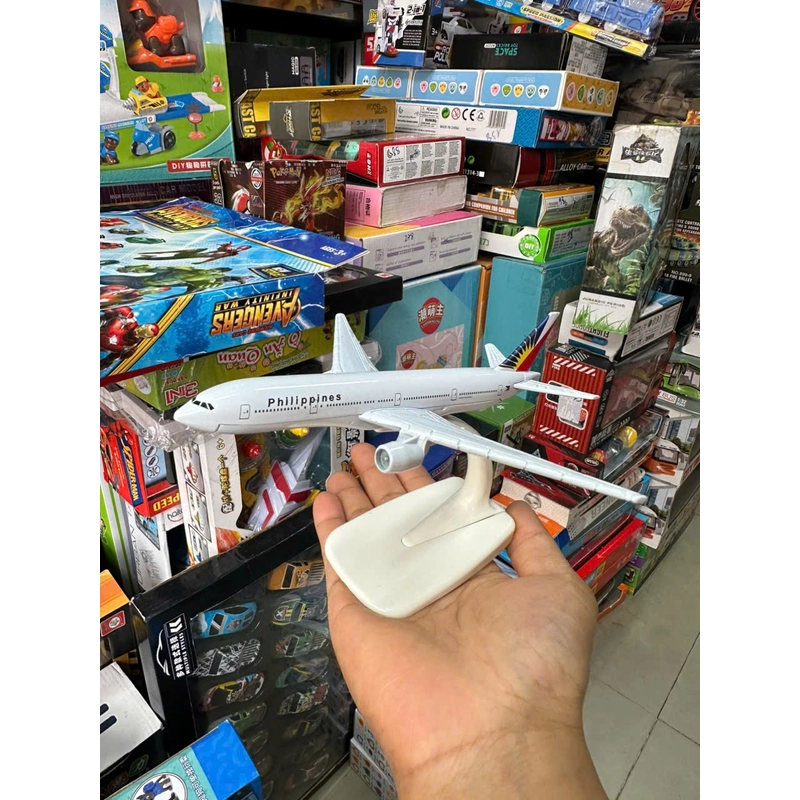 Mô hình máy bay bằng kim loại dài 18cm giao ngẫu nhiên Airplane model 299861