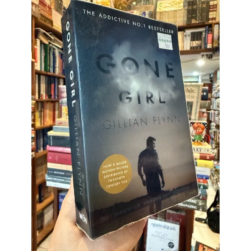 GONE GIRL - THE ADDICTIVE NO.1 BESTSELLER THAT EVERYONE IS TALKING ABOUT - GILLIAN FLYNN 120808