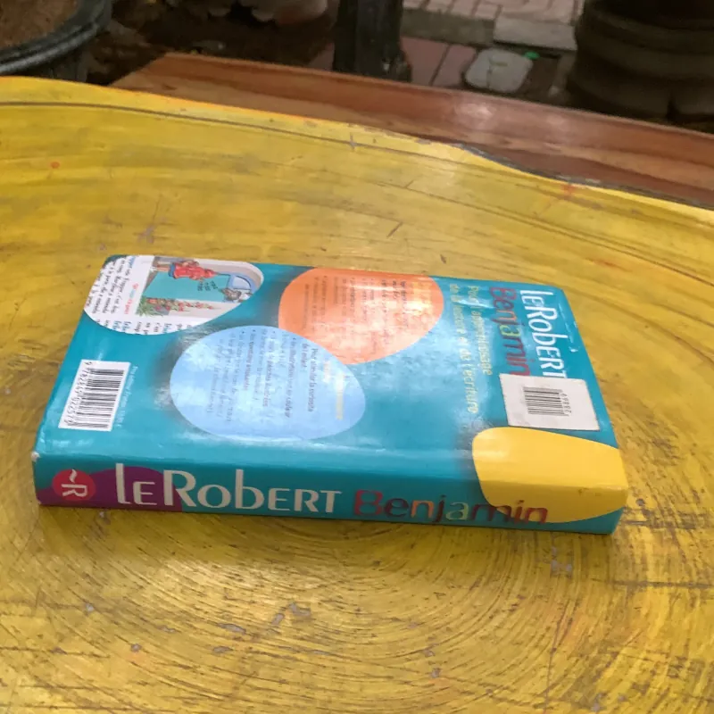 DICTIONNAIRE LE ROBERT  BENJAMIN CP-CE 6.8 ans & JUNIOR 8/11 ans  CE-CM ILLUSSTRE 747358