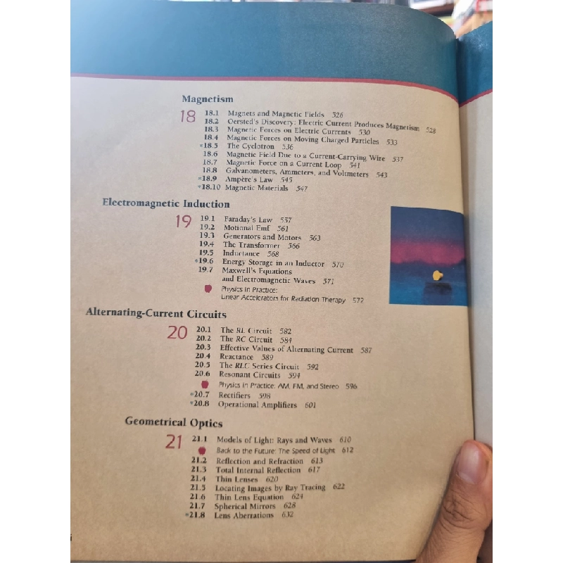 CONTEMPORARY COLLEGE PHYSICS - Jones / Childers 304538