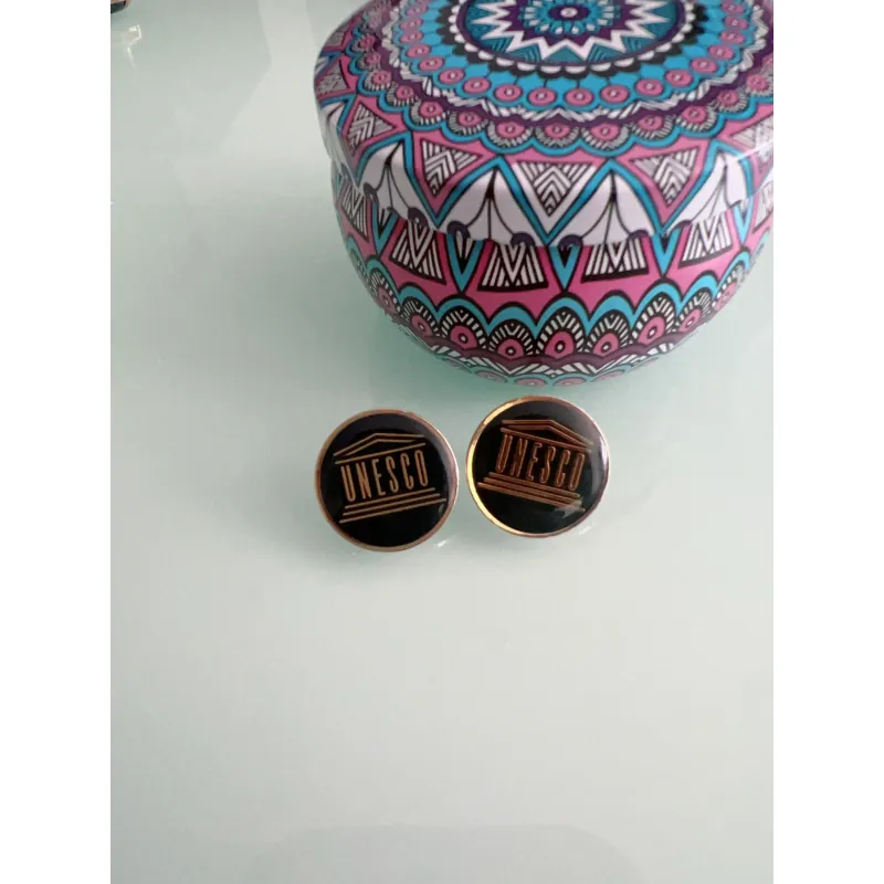 Tặng đôi bông tai tròn chữ Unesco 1003986