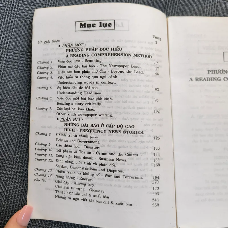 Phương pháp đọc và phiên dịch báo chí Anh Ngữ (A reading comprehension method) - 1993 591808