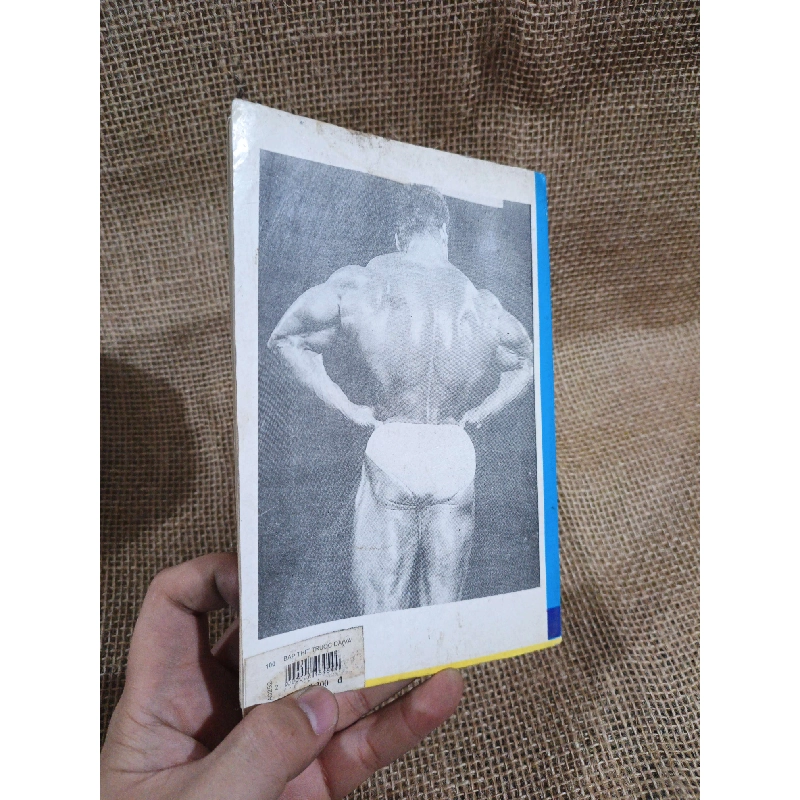 Bắp thịt trước đã - Phạm Văn Tươi 1997 mới 80% ố ẫm(Sách văn học) HLSC2404 1028324