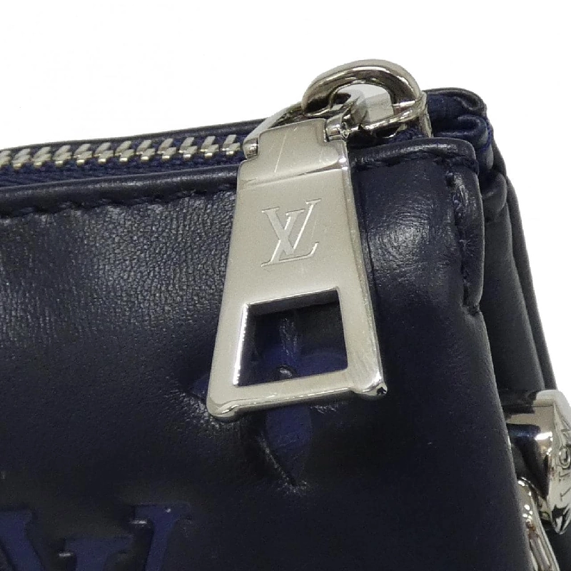 Túi xách vai Louis Vuitton Monogram Coussin PM M21282 608688