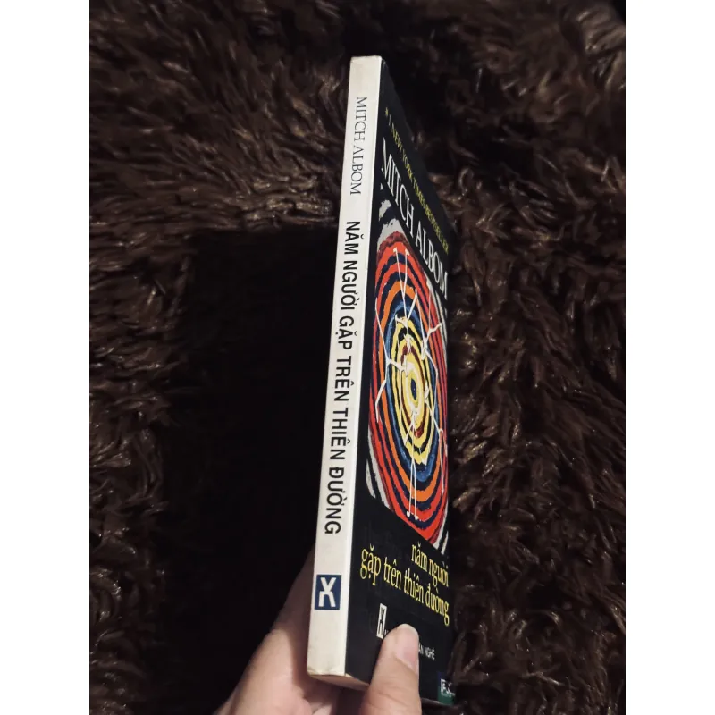 Năm người gặp trên thiên đường 759336