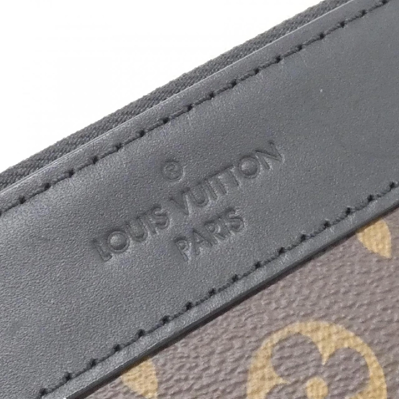 Túi xách Louis Vuitton Monogram Macassar Pochette Discovery M69411 618436