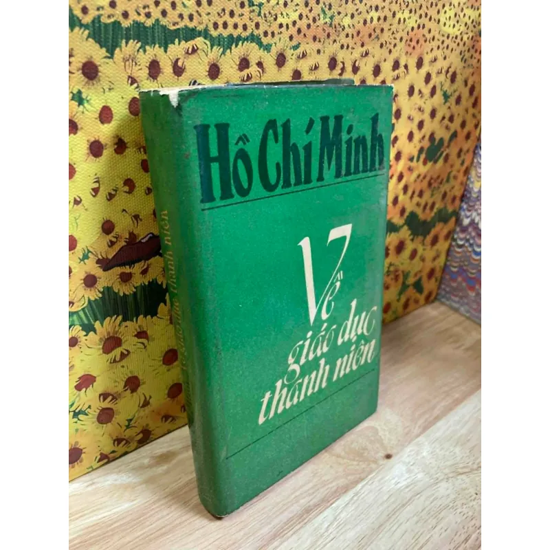 Về Giáo Dục Thanh Niên - Hồ Chí Minh 1033100