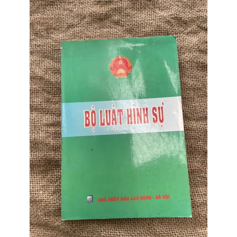 Bộ luật hình sự  937593