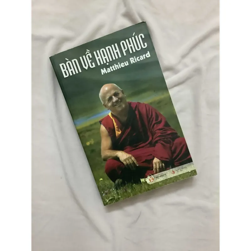 Bàn Về Hạnh Phúc 697172