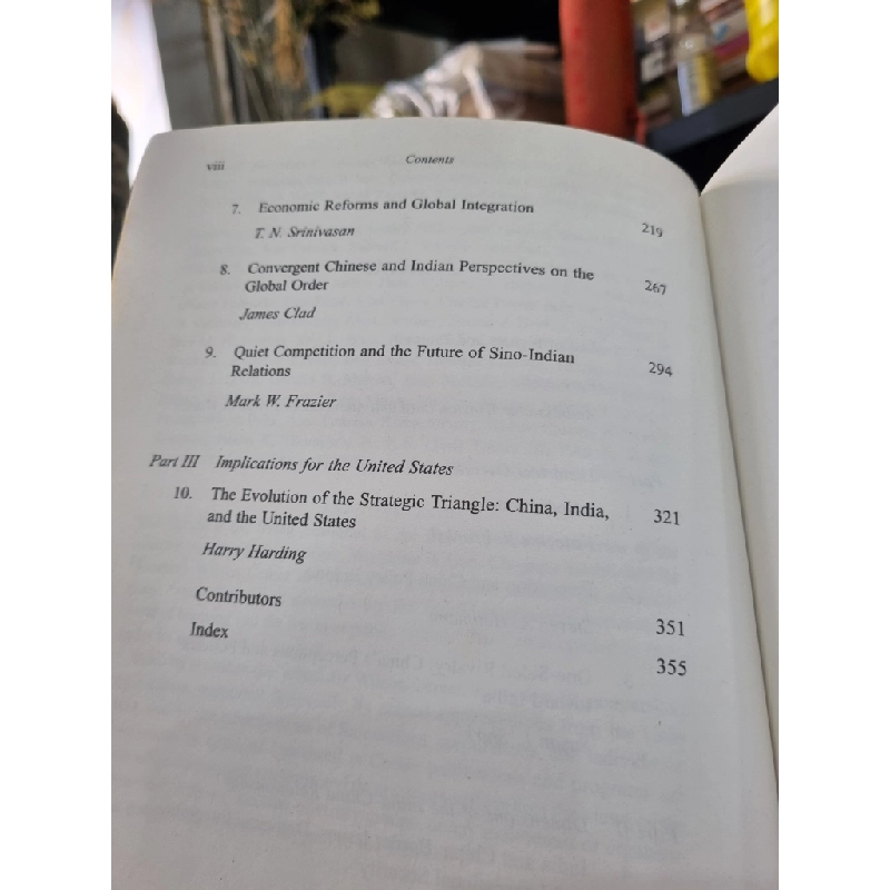 THE INDIA-CHINA RELATIONSHIP : WHAT THE UNITED STATES NEEDS TO KNOW (Francine R. Frankel & Harry Harding) 138261