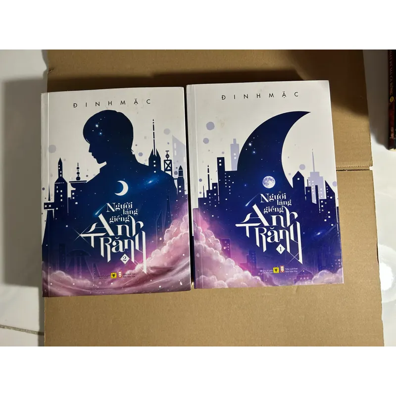 Người láng giềng ánh trăng 562492