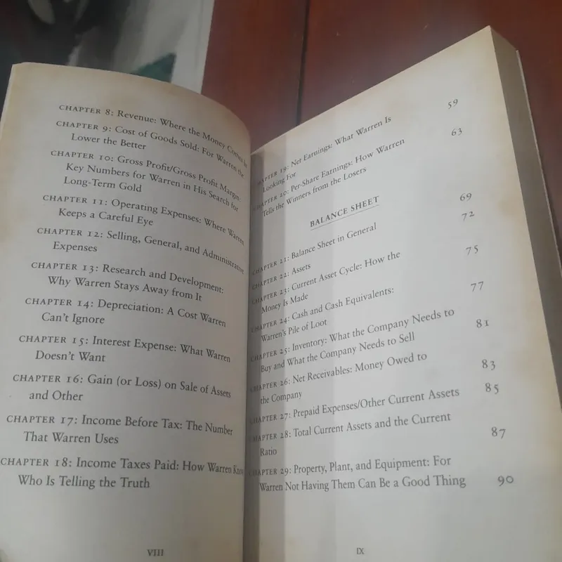 WARREN BUFFETT and the Interpretation of Financial Statements 674238