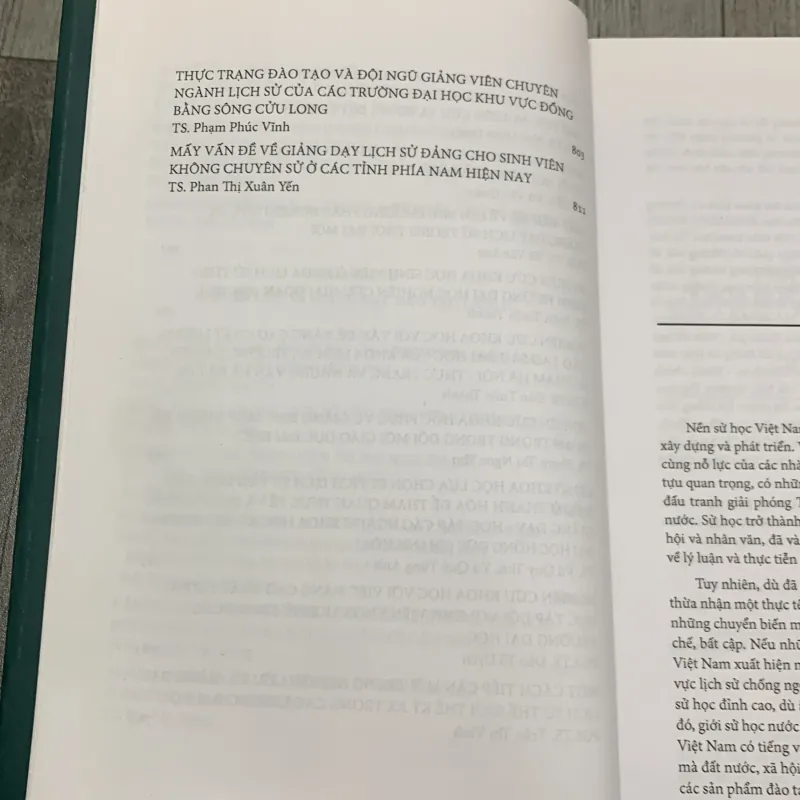 Sử học việt nam trong bối cảnh hội nhập và toàn cầu hoá. 2b5 757026