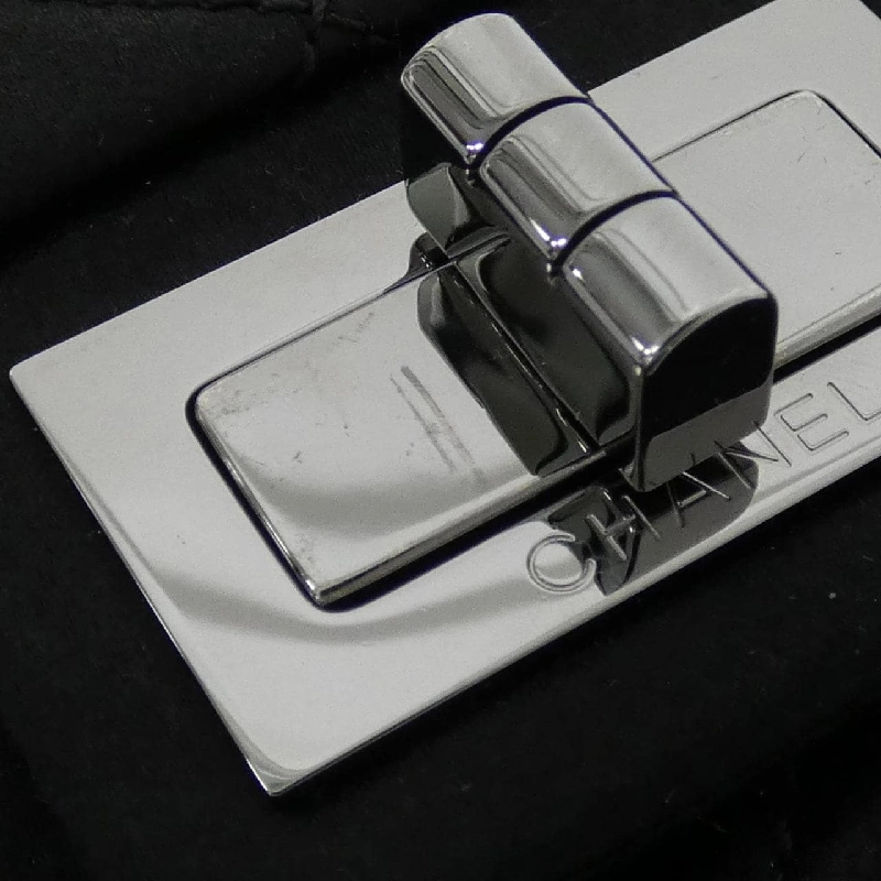 Túi xách chéo Chanel 38446 - Hàng hiệu Authentic 802200