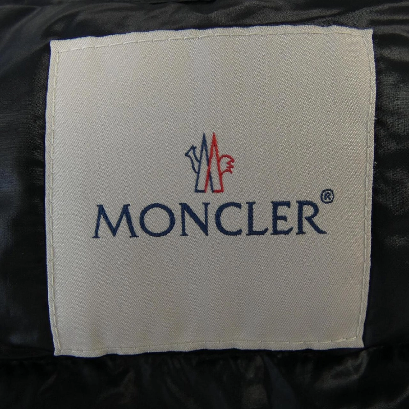 Áo khoác lông vũ MONCLER 639423
