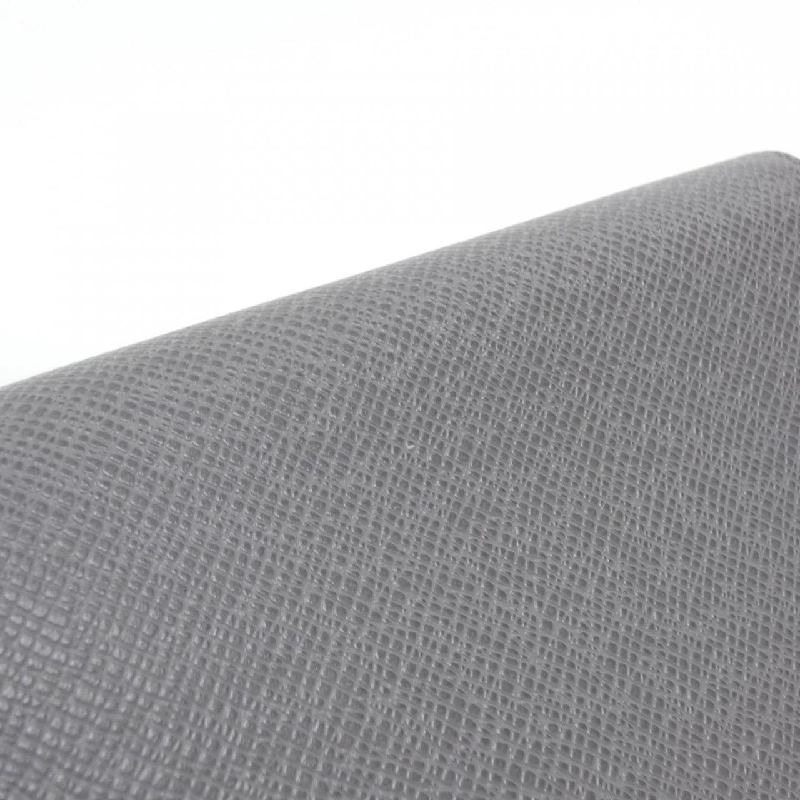 Ví Louis Vuitton Taiga Porte-Feuille Braz M11580 621352