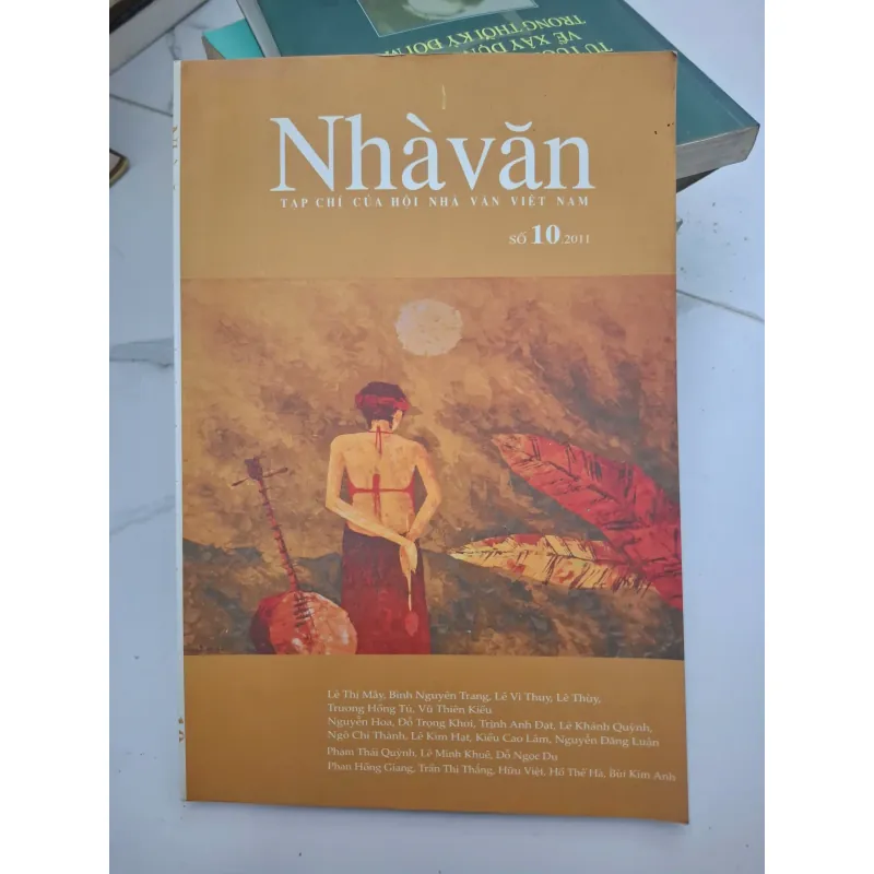 Tạp chí Nhà văn (Số 10.2011) - (Nhiều tác giả) - Tạp chí văn học 696566