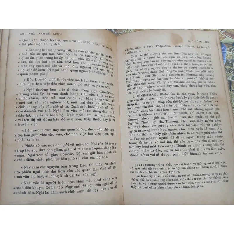 VIỆT NAM SỬ LƯỢC (QUYỂN I + II) - TRẦN TRỌNG KIM 719445