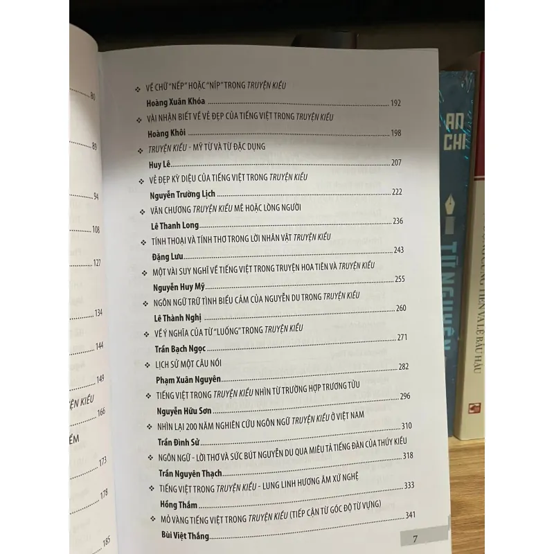 Tiếng Việt trong truyện Kiều  1024704